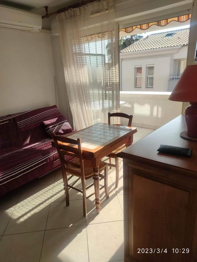 T2 Clim Avec Terrasse Et Place De Parking Privative Balaruc-les-Bains Extérieur photo